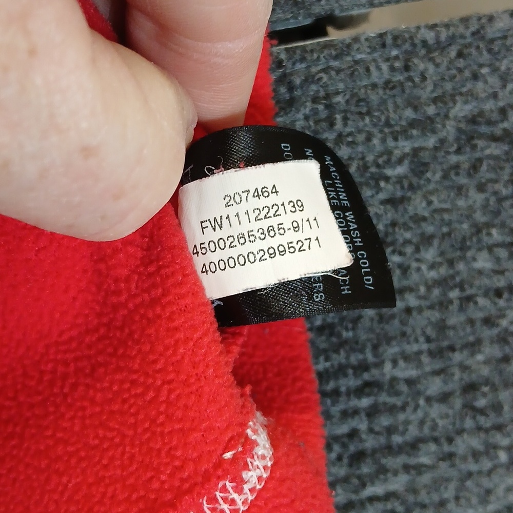 Under Armour Men's Red Half-Zip Performance Pullover Sz XL - Picture 3 of 7